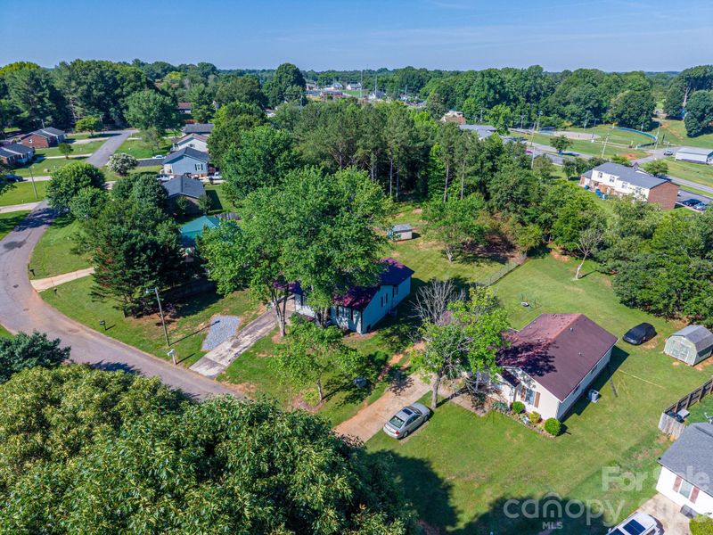 412 Forest Dr, Maiden, NC 28650