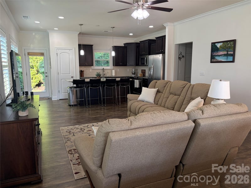 108 Damsire Ct, Mooresville, NC 28115