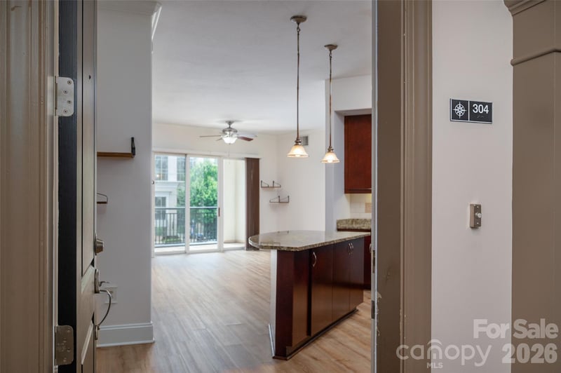 4620 Piedmont Row Dr #304, Charlotte, NC 28210
