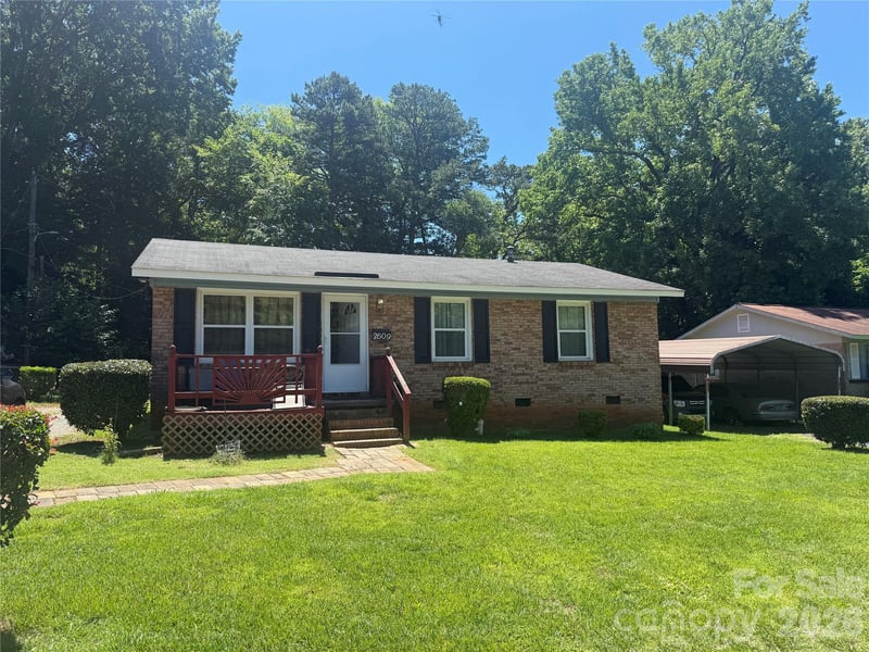 2609 Alleghany St, Charlotte, NC 28208