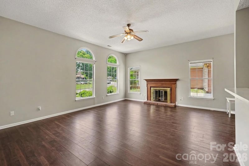 7925 Turquoise Dr, Charlotte, NC 28215