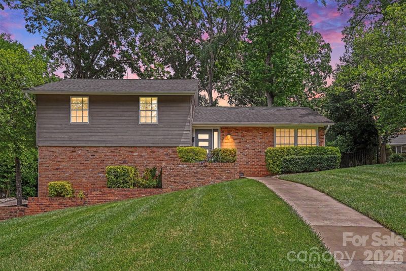 4931 Seacroft Rd, Charlotte, NC 28210