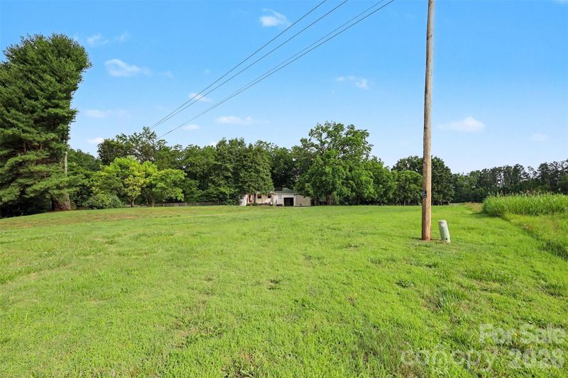 621 Hephzibah Church Rd, Crouse, NC 28033