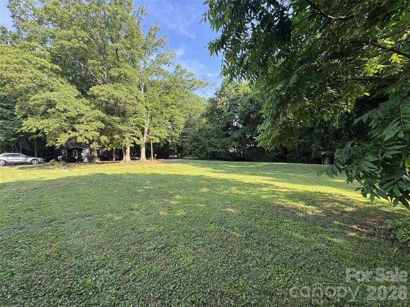 3035 Ross Ave, Charlotte, NC 28208