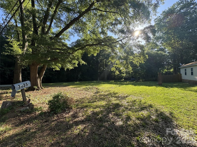 3035 Ross Ave, Charlotte, NC 28208