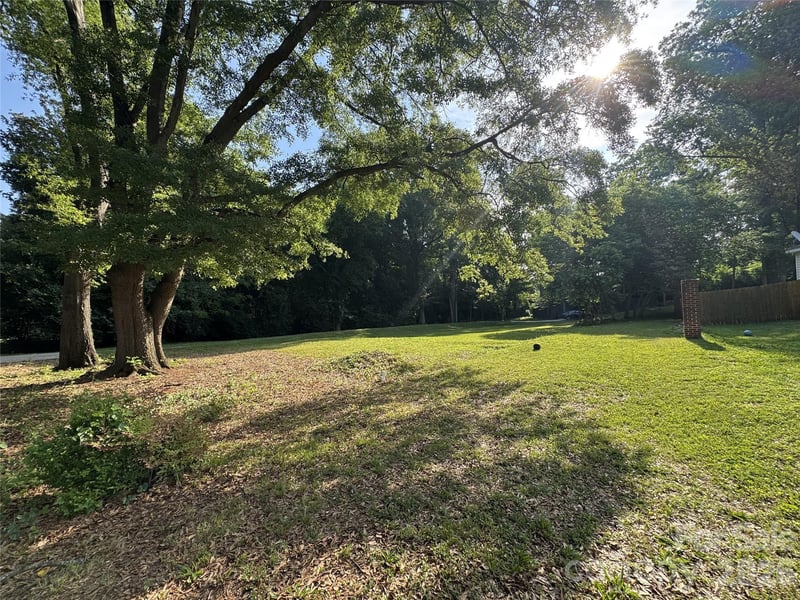 3035 Ross Ave, Charlotte, NC 28208