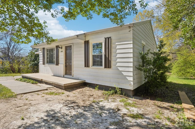 1424 Ware Ave, Gastonia, NC 28052