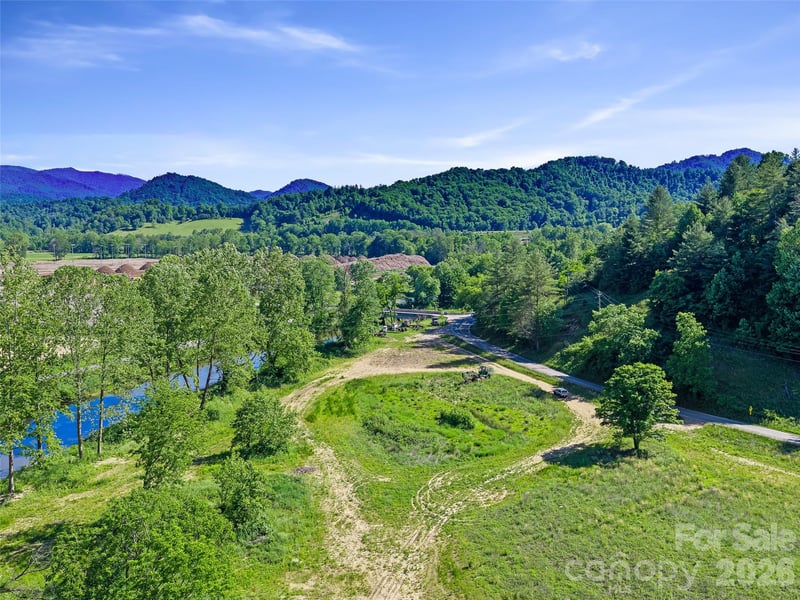 0 Us Hwy 19w Hw, Burnsville, NC 28714