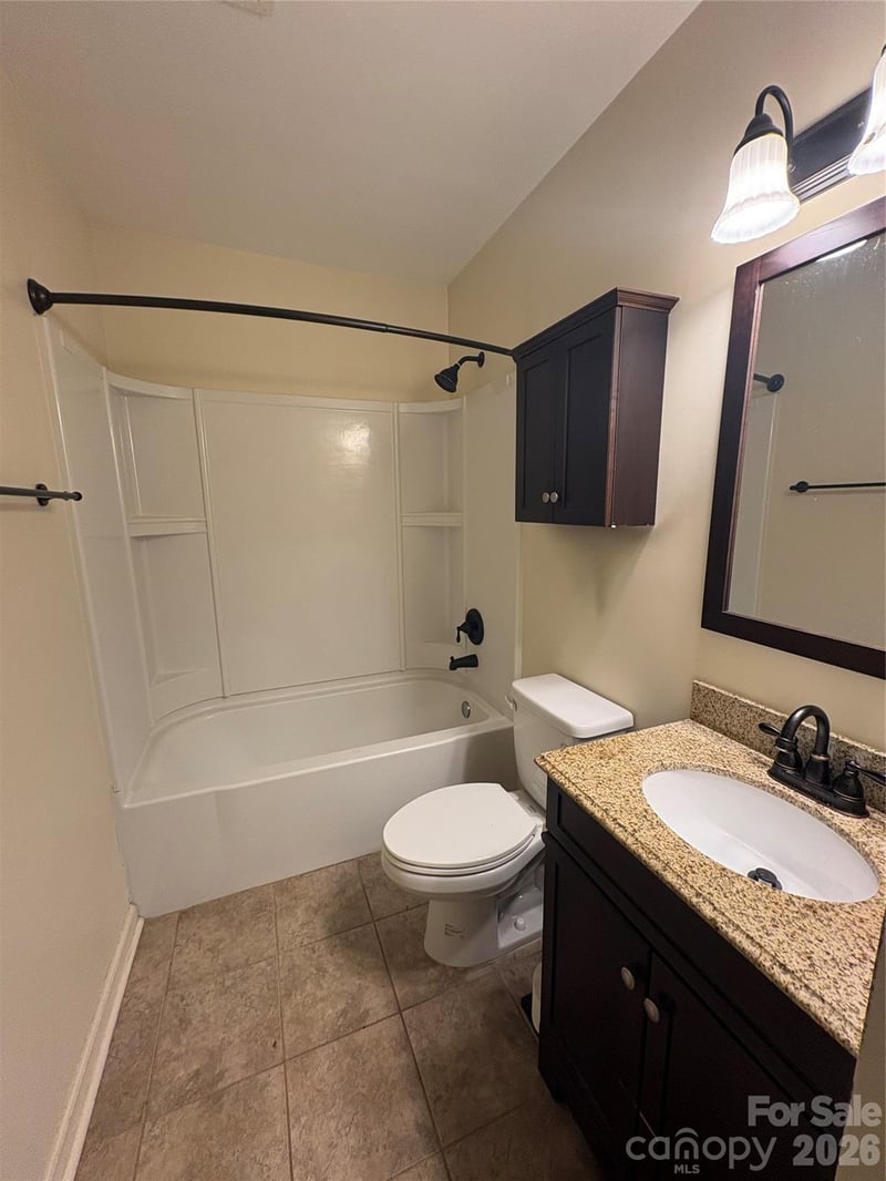 3931 Durham Ln, Charlotte, NC 28269