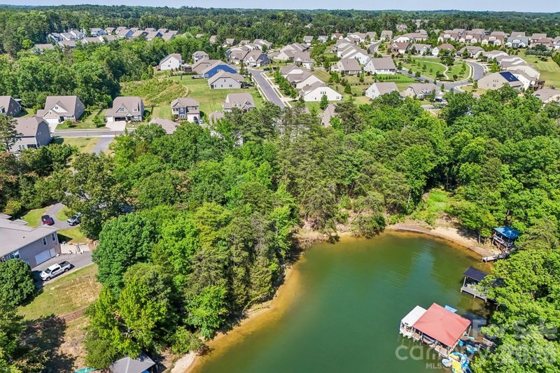17810 Burnt Hickory Dr, Charlotte, NC 28278