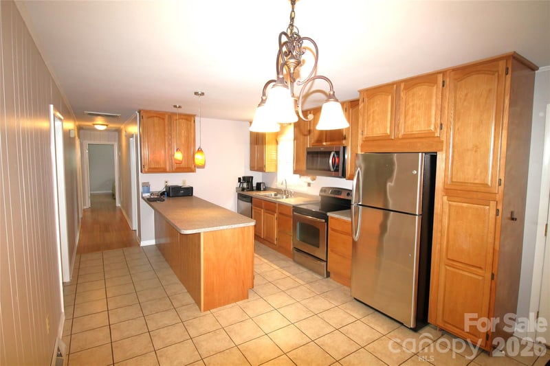 203 Ratchford Farm Rd, Gastonia, NC 28056
