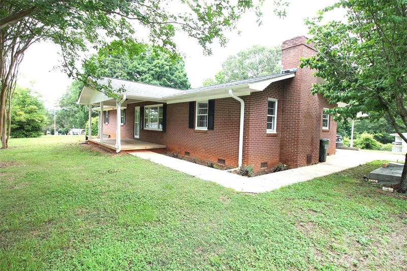 203 Ratchford Farm Rd, Gastonia, NC 28056