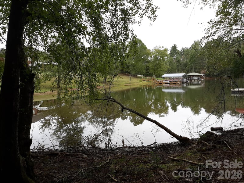 4856 Rio De Luna Dr #31,32, & 33, Hickory, NC 28601