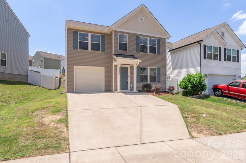 10131 Holly Park Dr, Charlotte, NC 28214