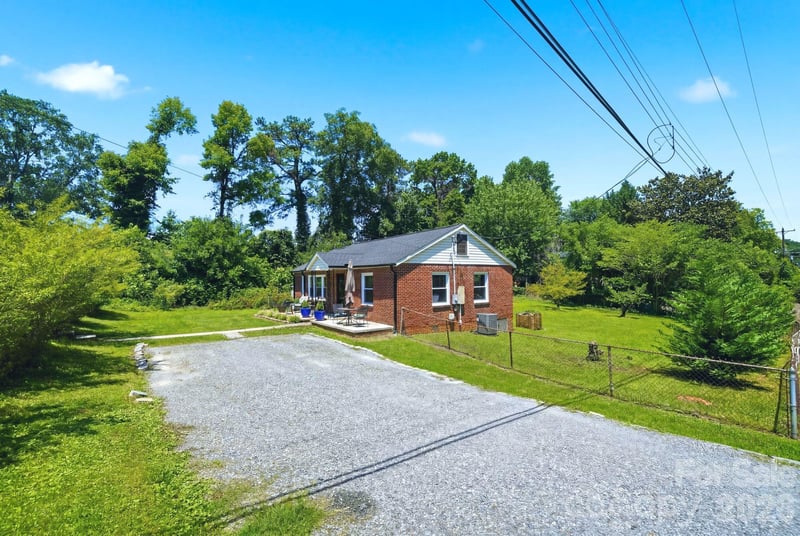 2732 E Long Ave, Gastonia, NC 28054