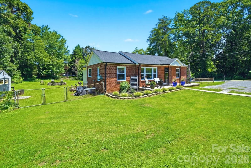 2732 E Long Ave, Gastonia, NC 28054