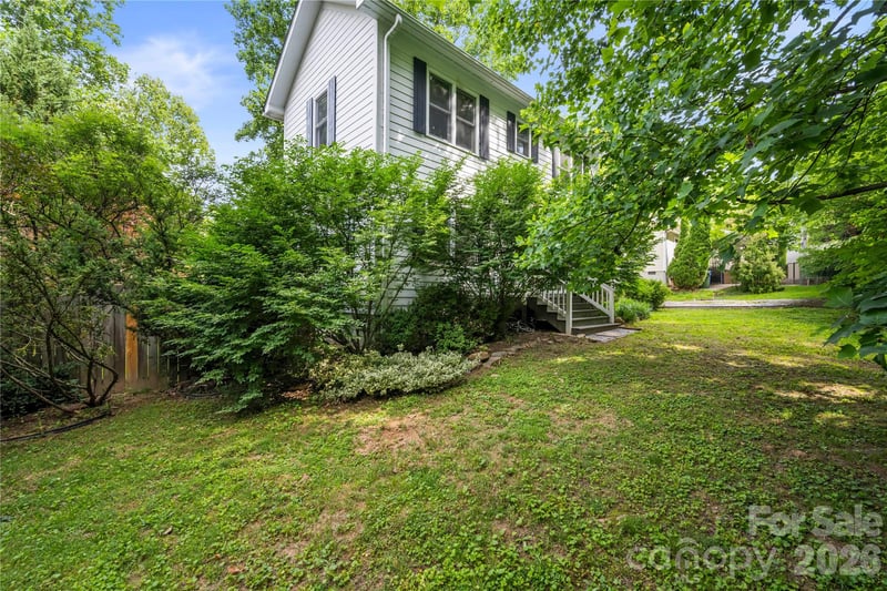 312 Westover Dr, Asheville, NC 28801
