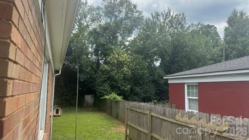 2021 Lasalle St, Charlotte, NC 28216