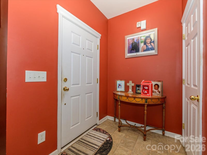 5424 Nightshade Oaks Dr, Charlotte, NC 28227