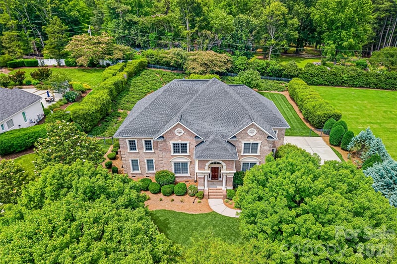 4305 Mourning Dove Dr, Matthews, NC 28104