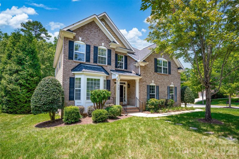 10104 Treetop Ln, Cornelius, NC 28031