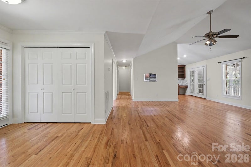1436 20th Avenue Pl NE, Hickory, NC 28601