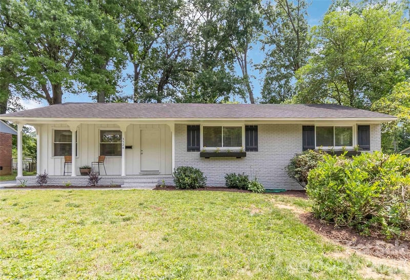 3526 Stonehaven Dr, Charlotte, NC 28215