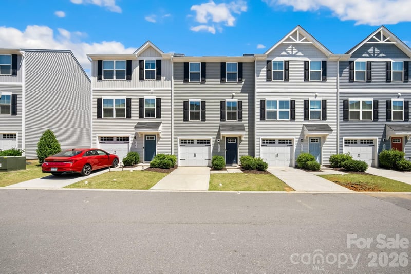 2051 Langer St, Charlotte, NC 28214