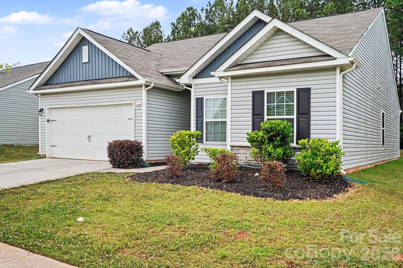 1029 Culver Spring Way, Charlotte, NC 28215