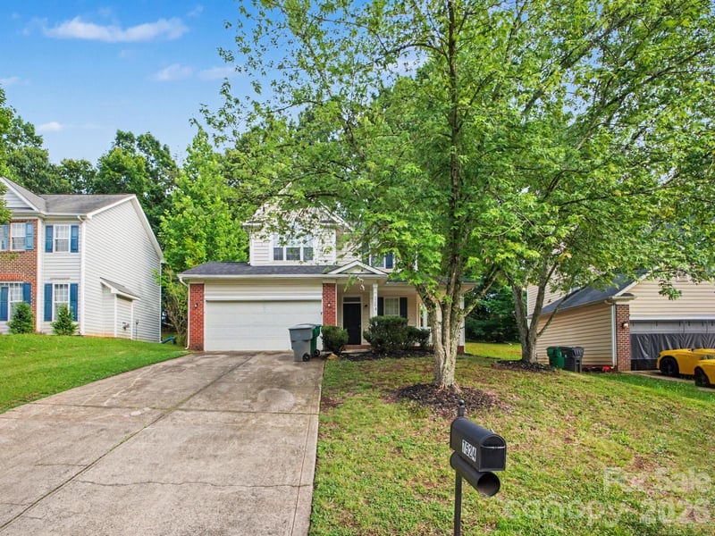 7524 Grabill Dr, Charlotte, NC 28269