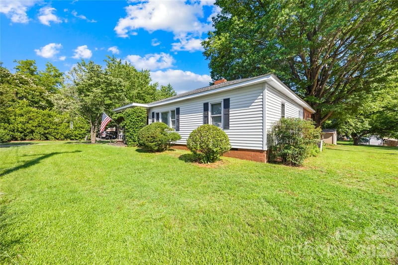 103 Greenway Dr, Huntersville, NC 28078