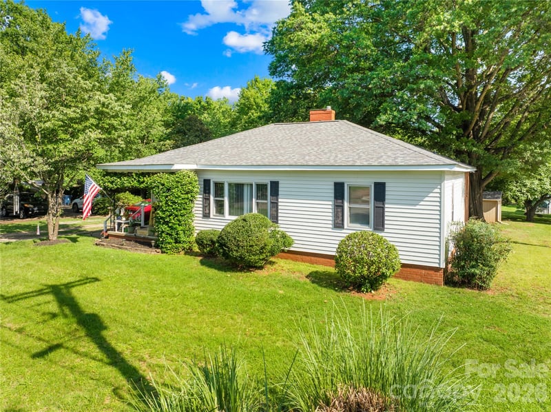 103 Greenway Dr, Huntersville, NC 28078