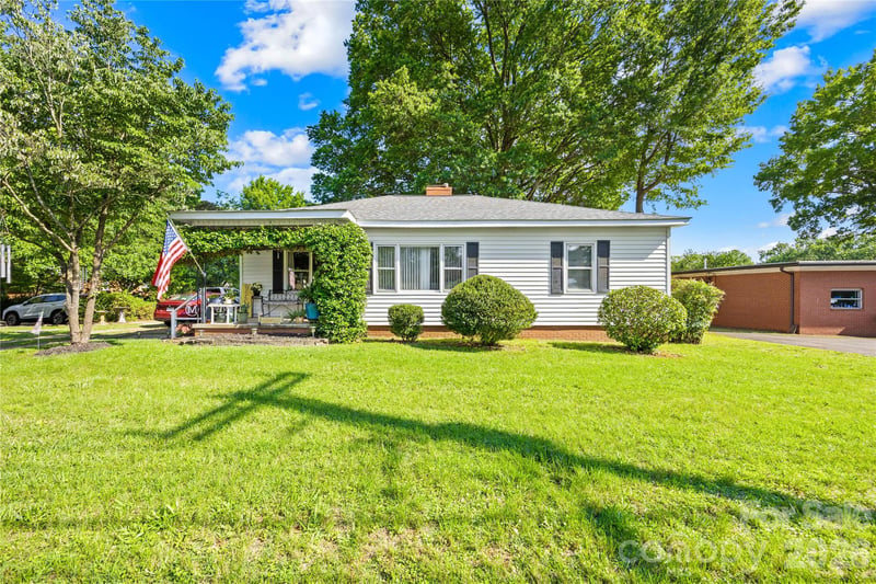103 Greenway Dr, Huntersville, NC 28078