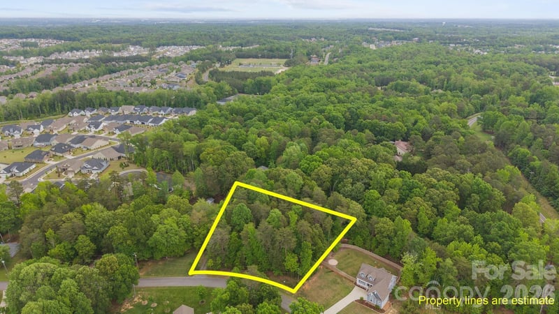 17421 Green Hill Rd, Charlotte, NC 28278