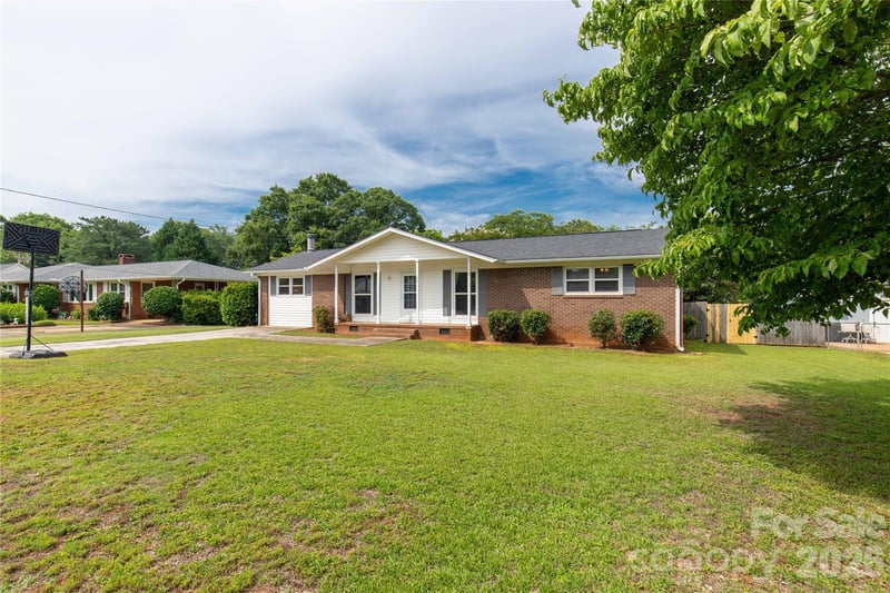 755 Emorywood Ln, Rock Hill, SC 29730