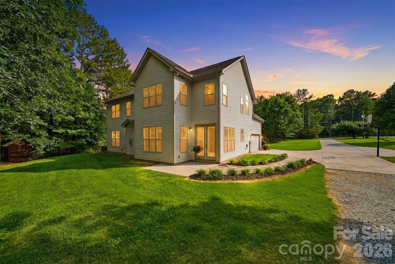 2419 Dellwood Dr, Monroe, NC 28112