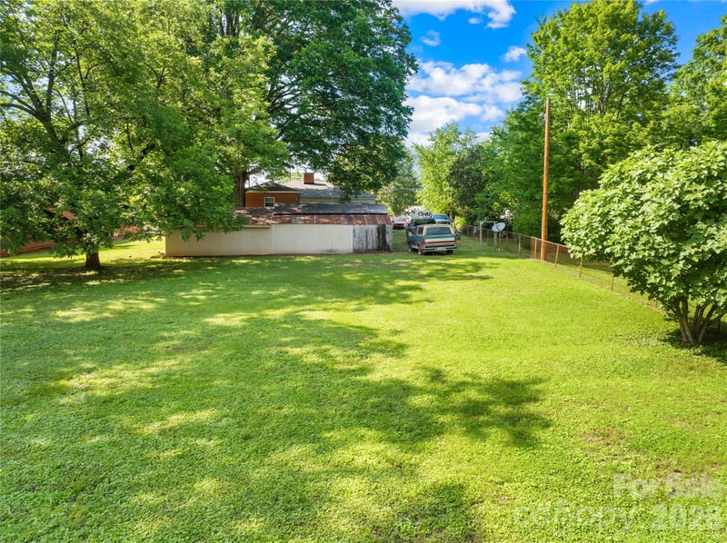 103 Greenway Dr, Huntersville, NC 28078