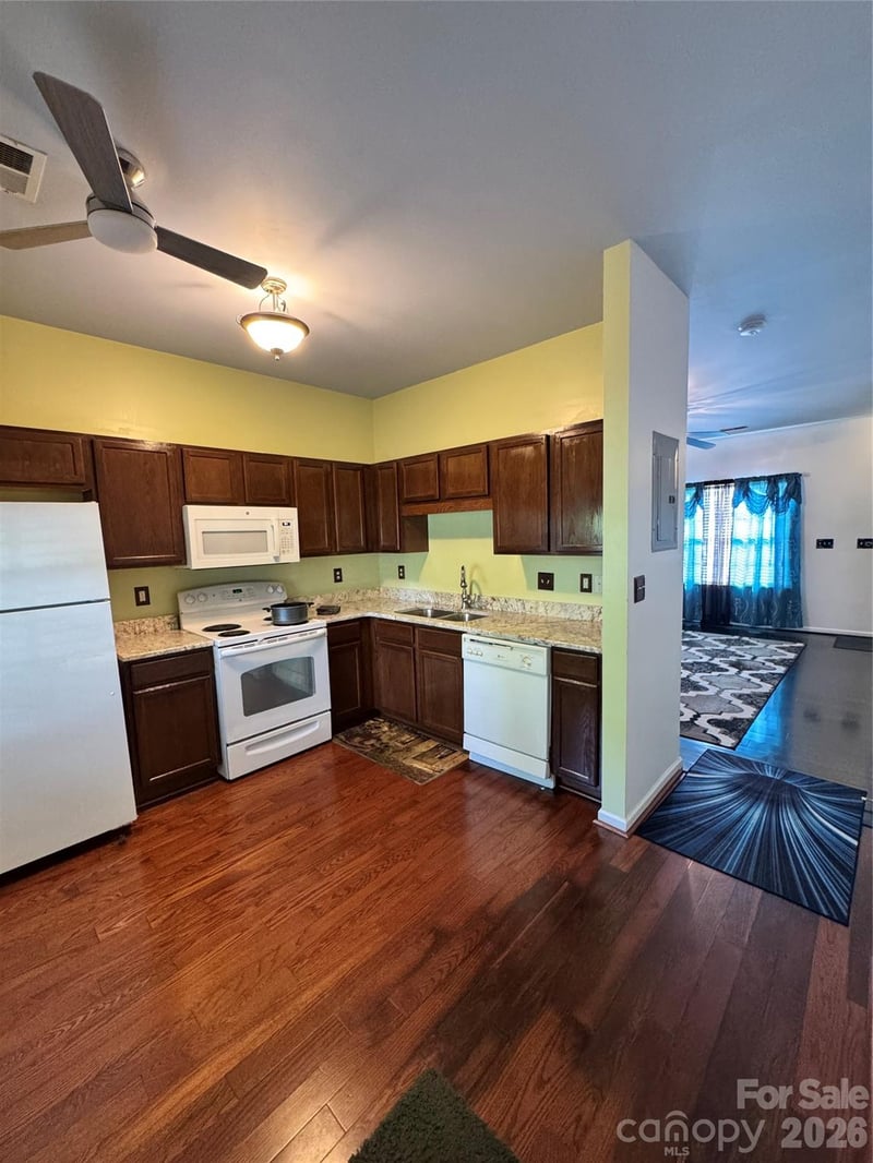 3055 Nevin Place Dr, Charlotte, NC 28269