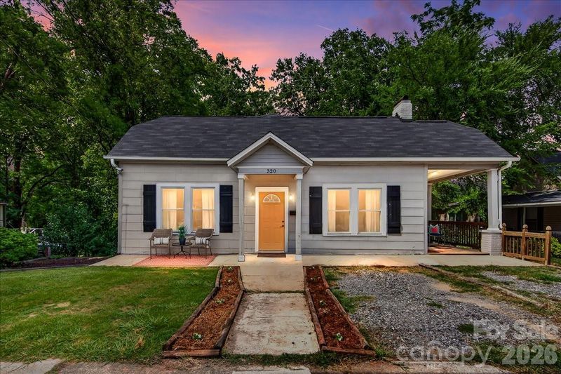 320 E 3rd Ave, Gastonia, NC 28054