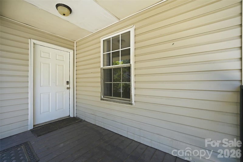 933 Rowan St, Charlotte, NC 28208