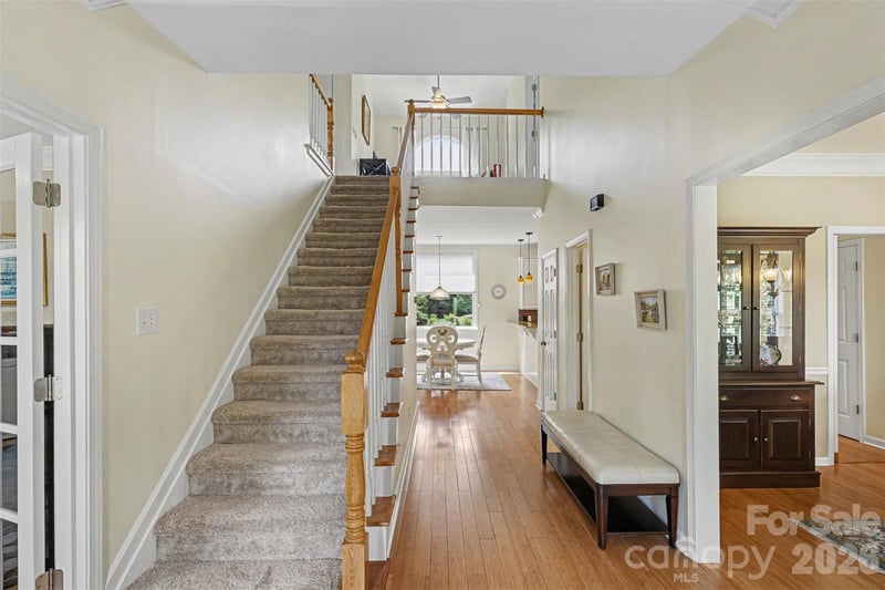 104 Southern Cross Ln, Matthews, NC 28105