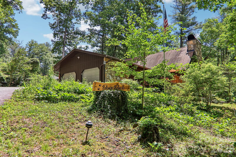2291 Little River Rd, Hendersonville, NC 28739