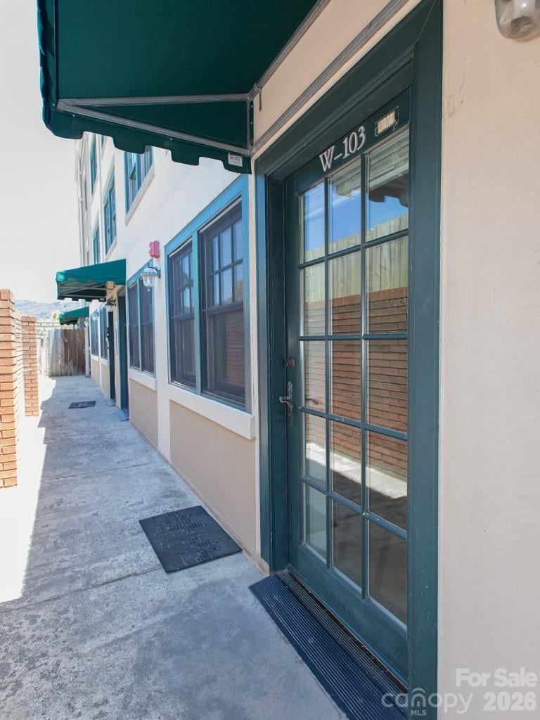 37 Hiawassee St #W103, Asheville, NC 28801