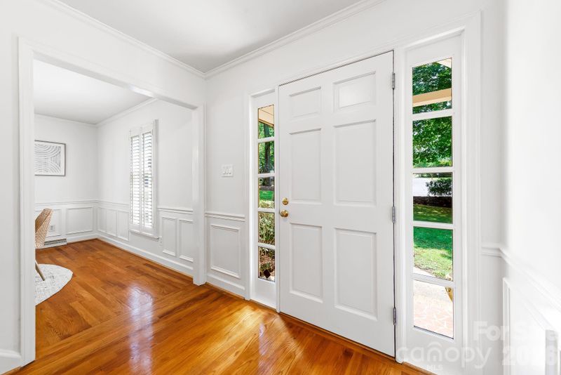 5901 Grosner Pl, Charlotte, NC 28211