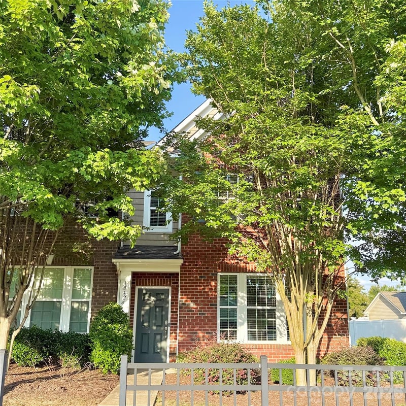 18426 W Catawba Ave, Cornelius, NC 28031