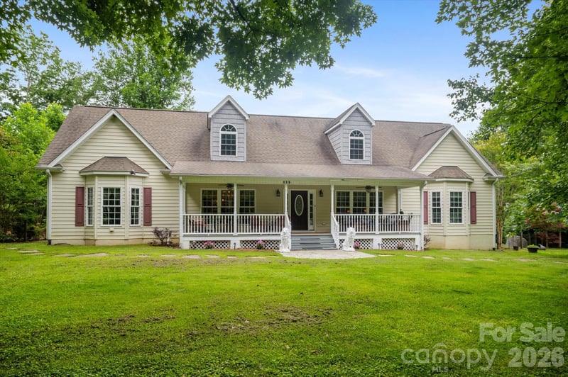115 Barton Rd, Brevard, NC 28712