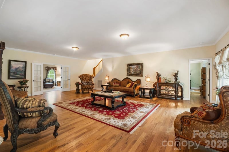 115 Barton Rd, Brevard, NC 28712