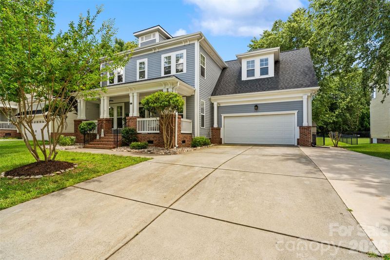 411 Shoreline Pw, Tega Cay, SC 29708