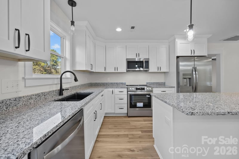 2216 Mooresville Rd, Salisbury, NC 28147