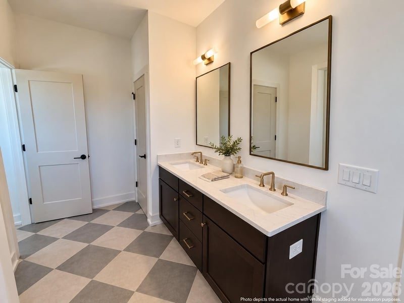 108 S Gregg St, Charlotte, NC 28208